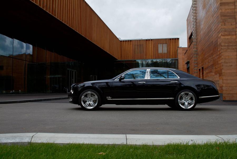  Bentley Mulsanne 2010 года  (фото 192 из 262)